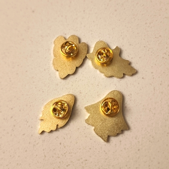 Set of 4 ghost pins - Picture 2 of 2